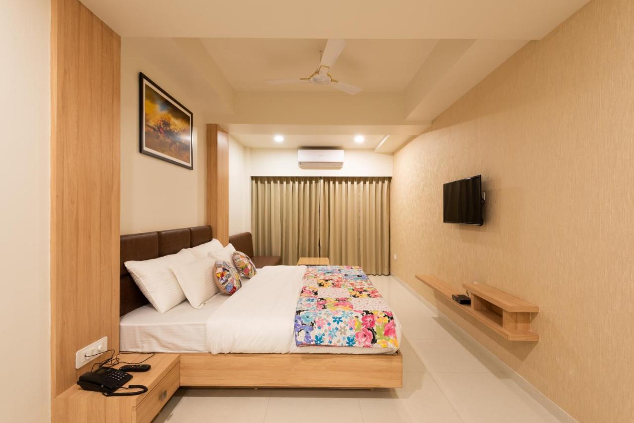 Hotel Drishti,Bhopal Buitenkant foto