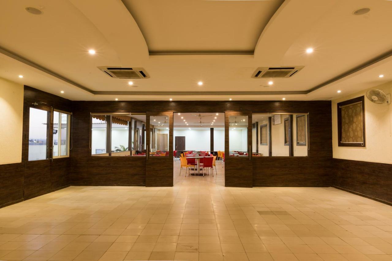 Hotel Drishti,Bhopal Buitenkant foto
