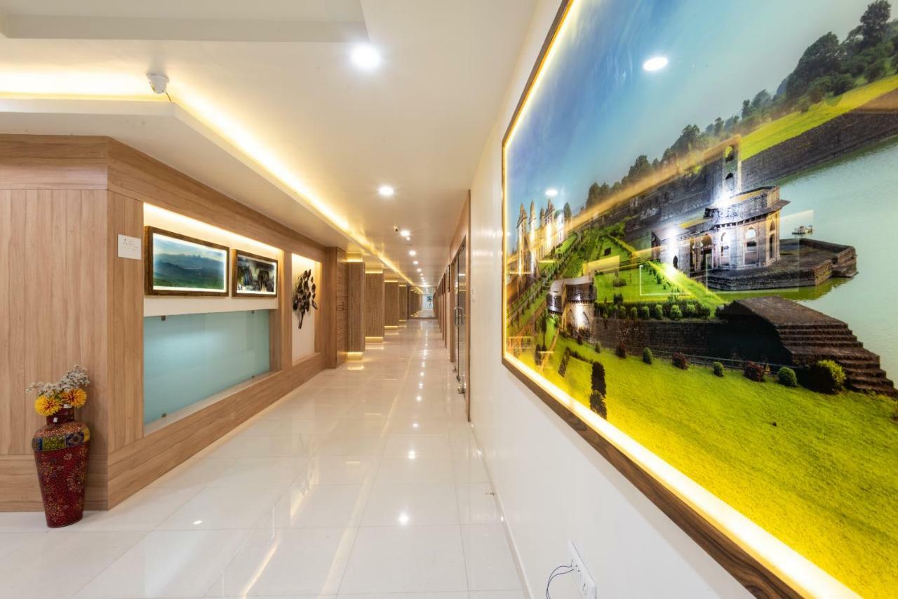Hotel Drishti,Bhopal Buitenkant foto