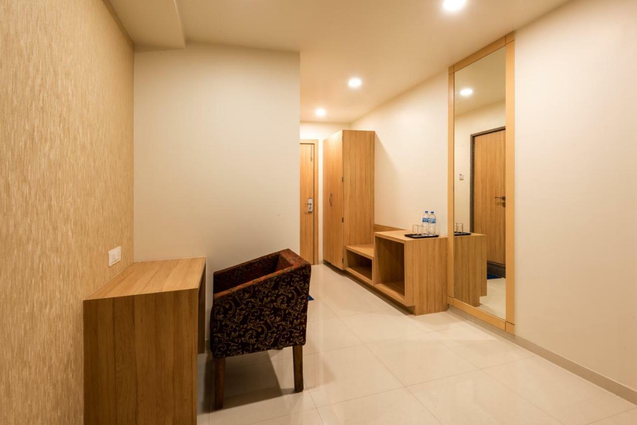 Hotel Drishti,Bhopal Buitenkant foto