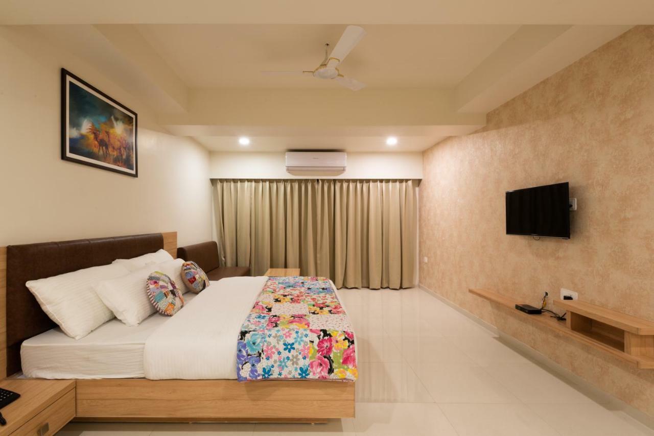 Hotel Drishti,Bhopal Buitenkant foto
