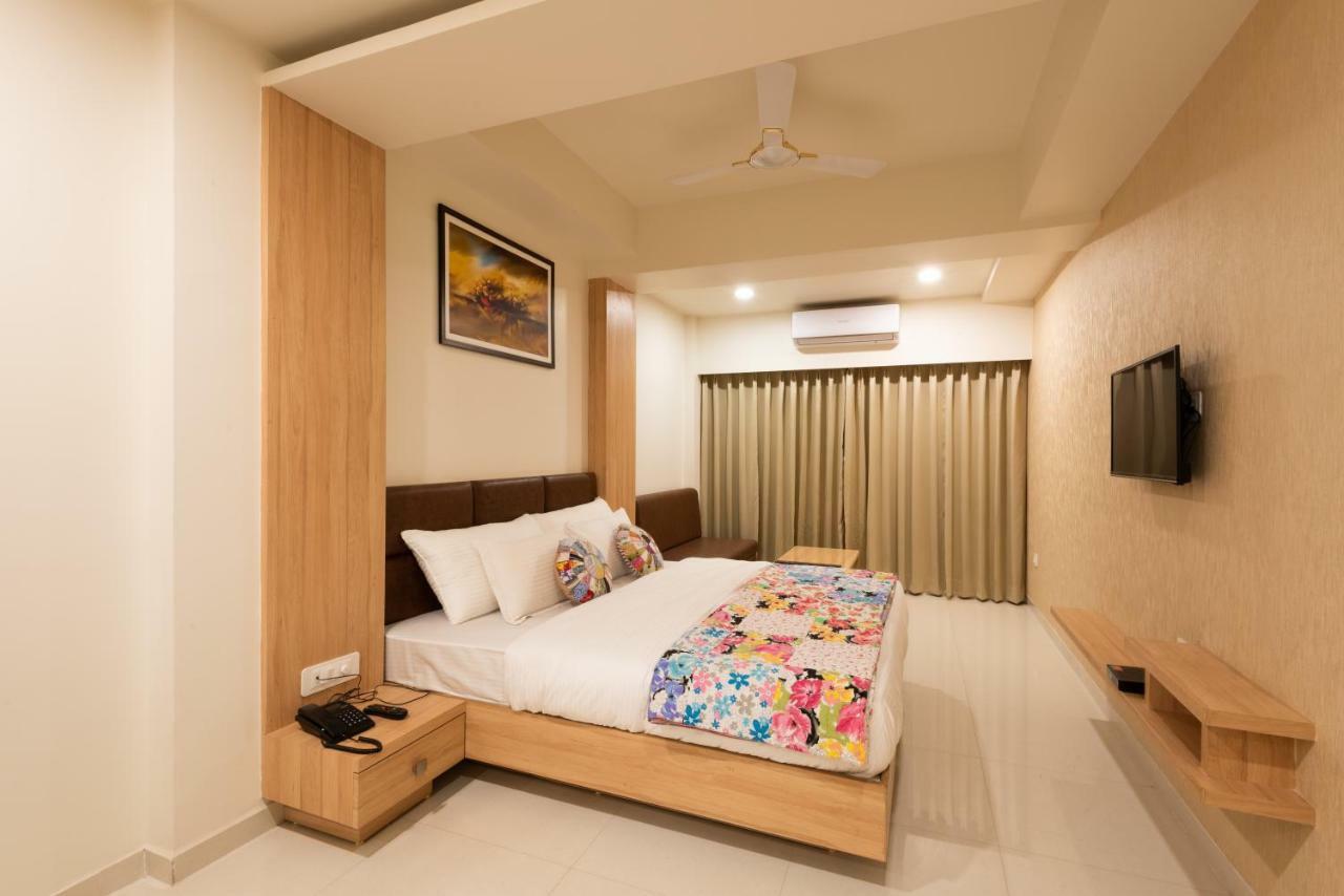 Hotel Drishti,Bhopal Buitenkant foto