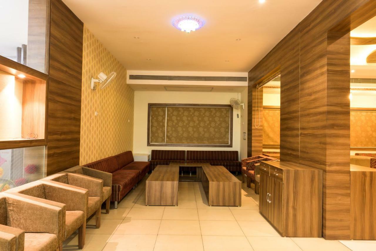 Hotel Drishti,Bhopal Buitenkant foto